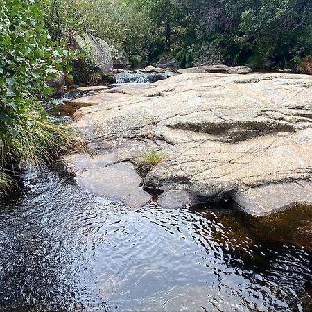 Casa Do Penedo - Um Segredo Na Serra Da Estrela Quintas de Baixo Zewnętrze zdjęcie